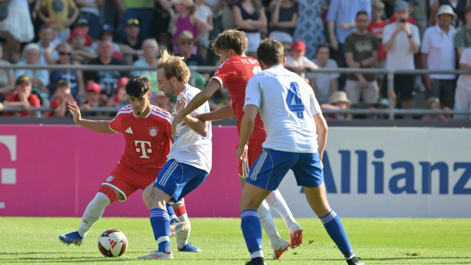 Der FC Bayern hat sein Trainingslager am Tegernsee beendet.