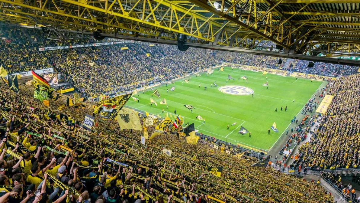 30 Mio für 18-Jährigen: Dortmunds riskante Mega-Investition