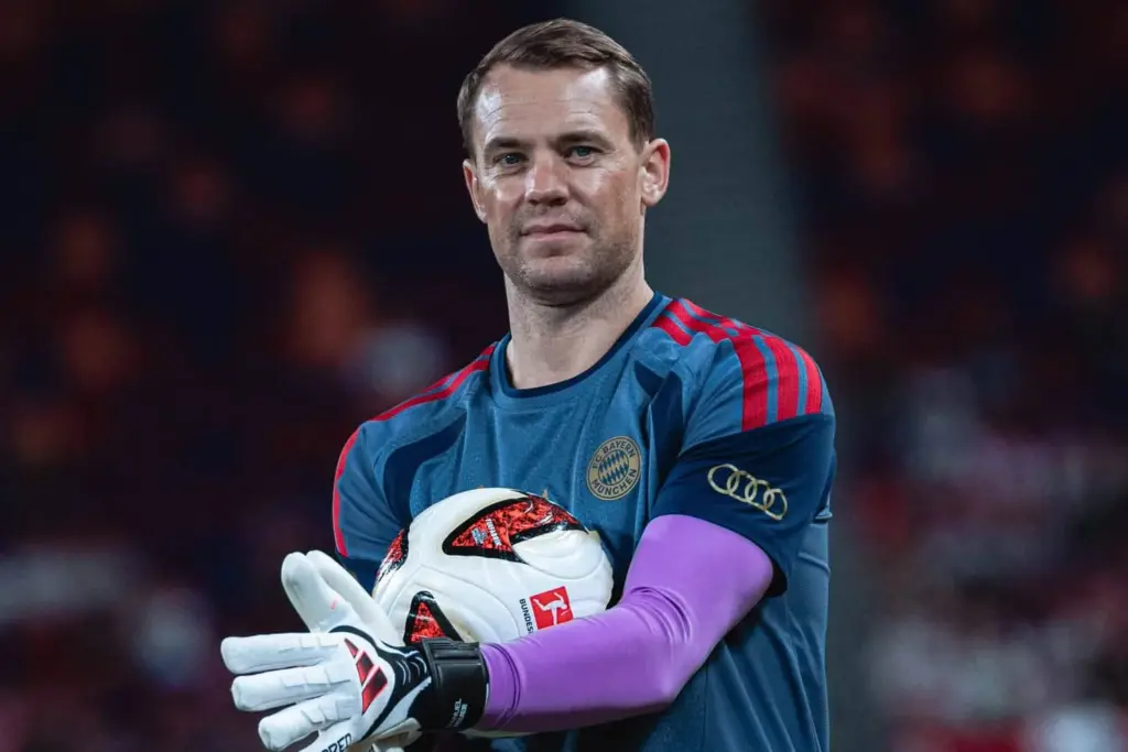 FC Bayern | Neuer über WM-Aus, Karriereende und Klopp