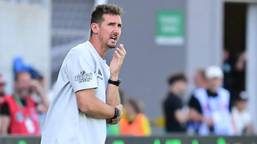 Justvan und Scobel treffen doppelt: Nürnberg gewinnt das 277. Frankenderby